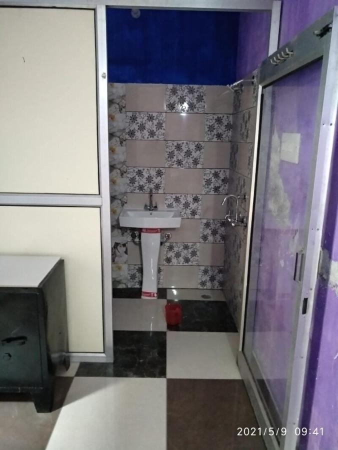 Oyo 81042 Rajput Resort Patiāla Buitenkant foto